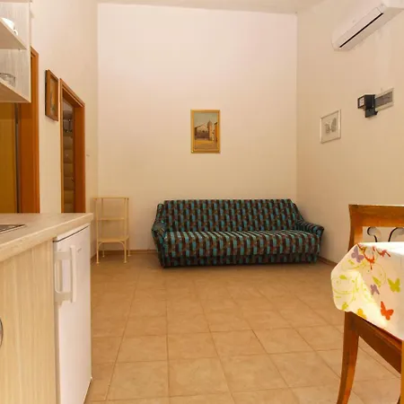 Apartment 1778 *