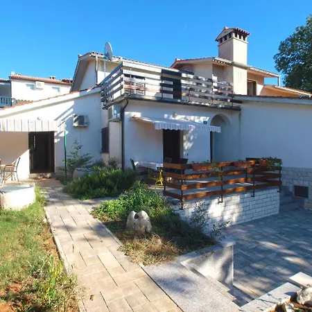 1778 Apartment Kukci