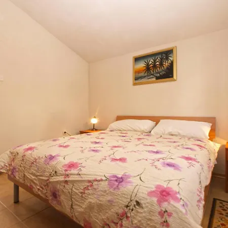 1778 Apartment Kukci